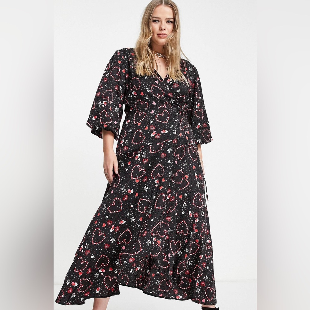 NWT Liquorish London Black Heart Print Dress